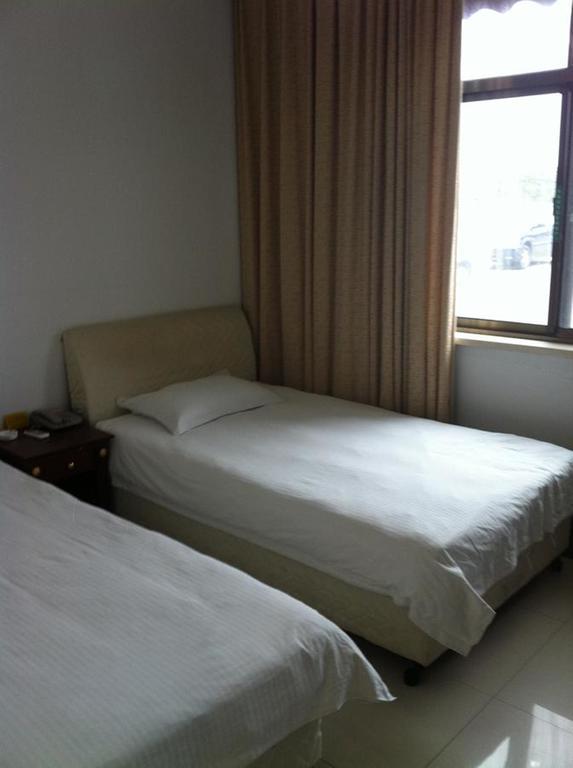 Eastern Star Garden Scenery Hotel Shanghai Room photo